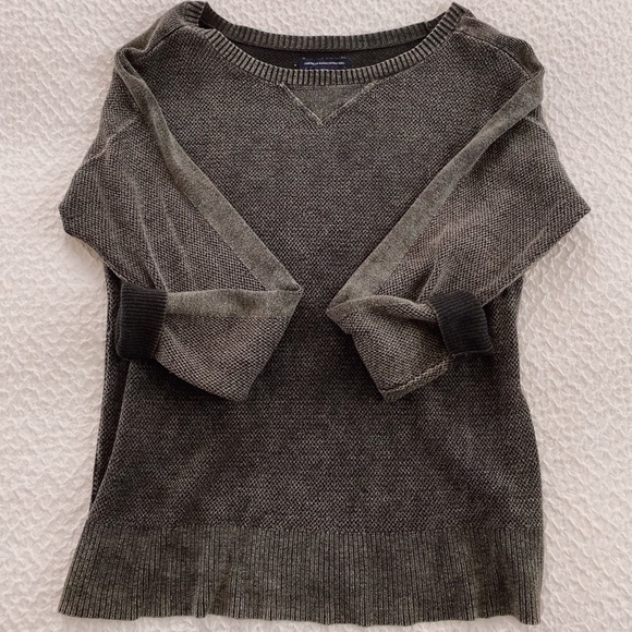American Eagle / Gray Crew Neck Sweater - Picture 4 of 6